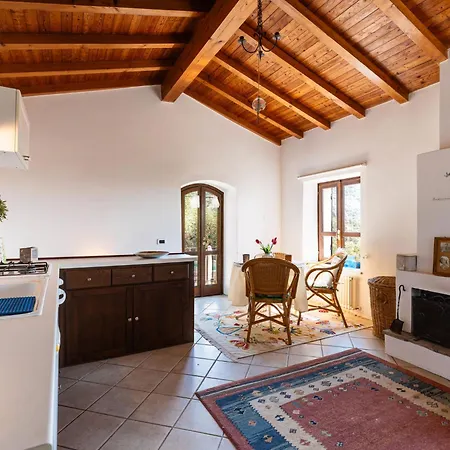 Casetta Pantasina By Interhome Casa vacanze Pianavia